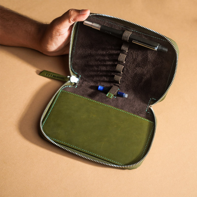Endless Companion Leather 5 Pen Pouch - Green