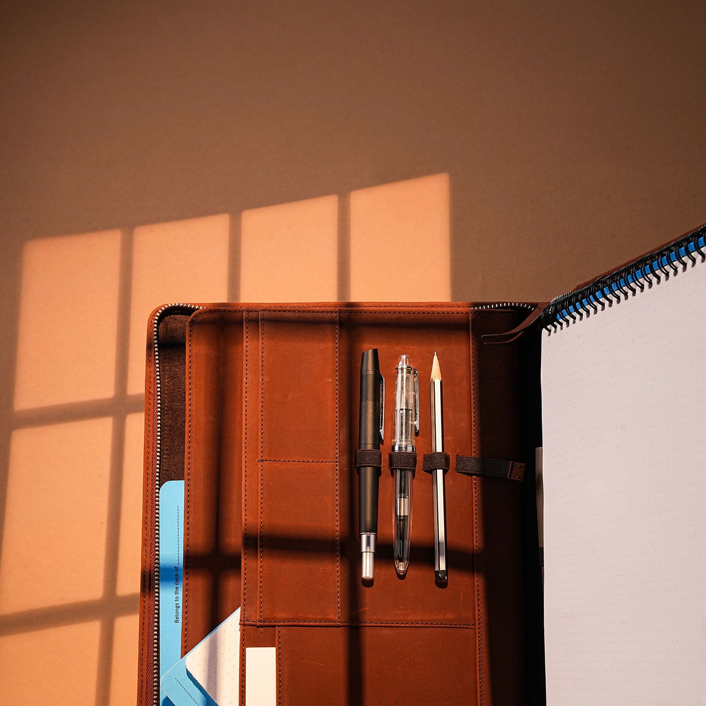 Endless Folio - Brown A4