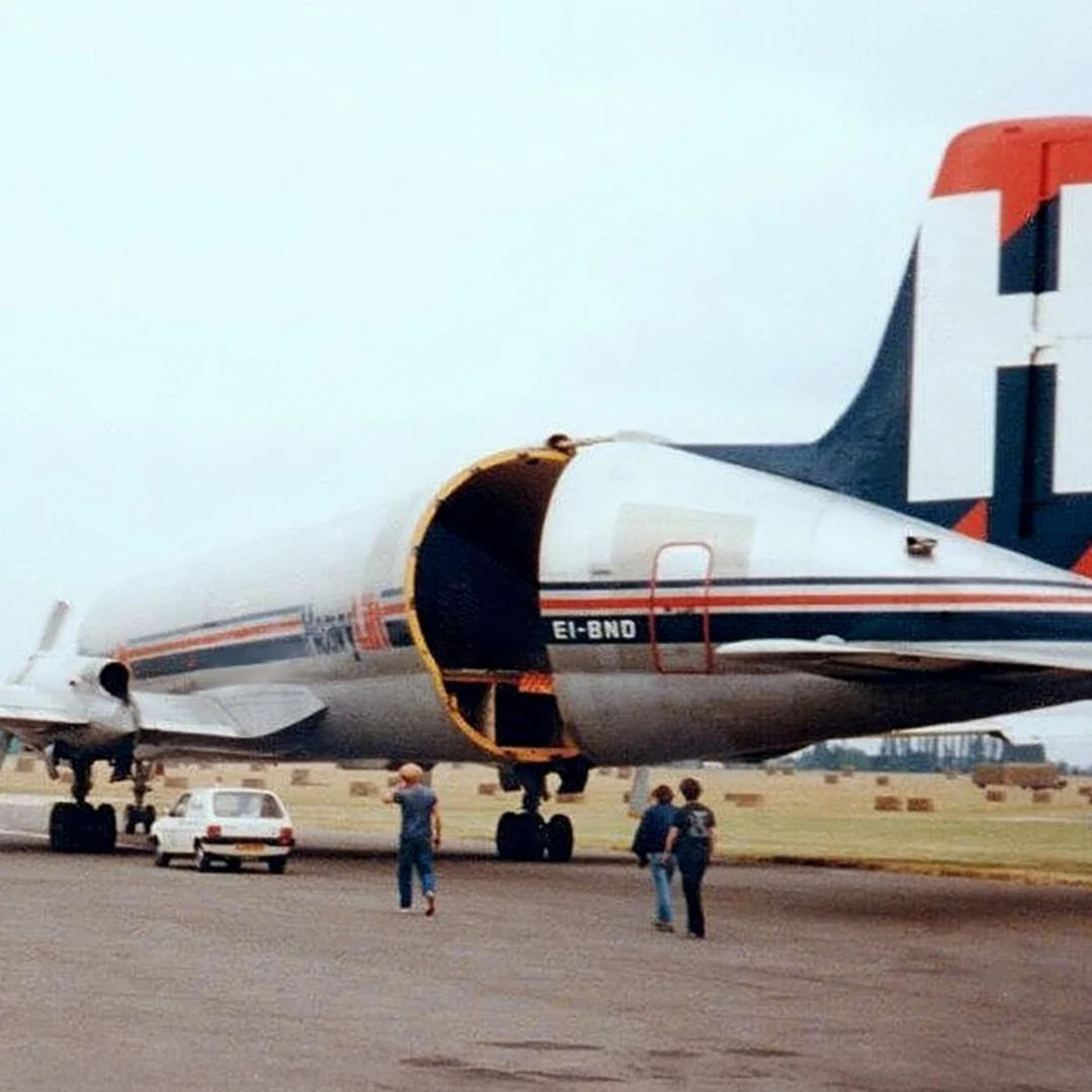Conroy Skymonster CL44 - N447FT