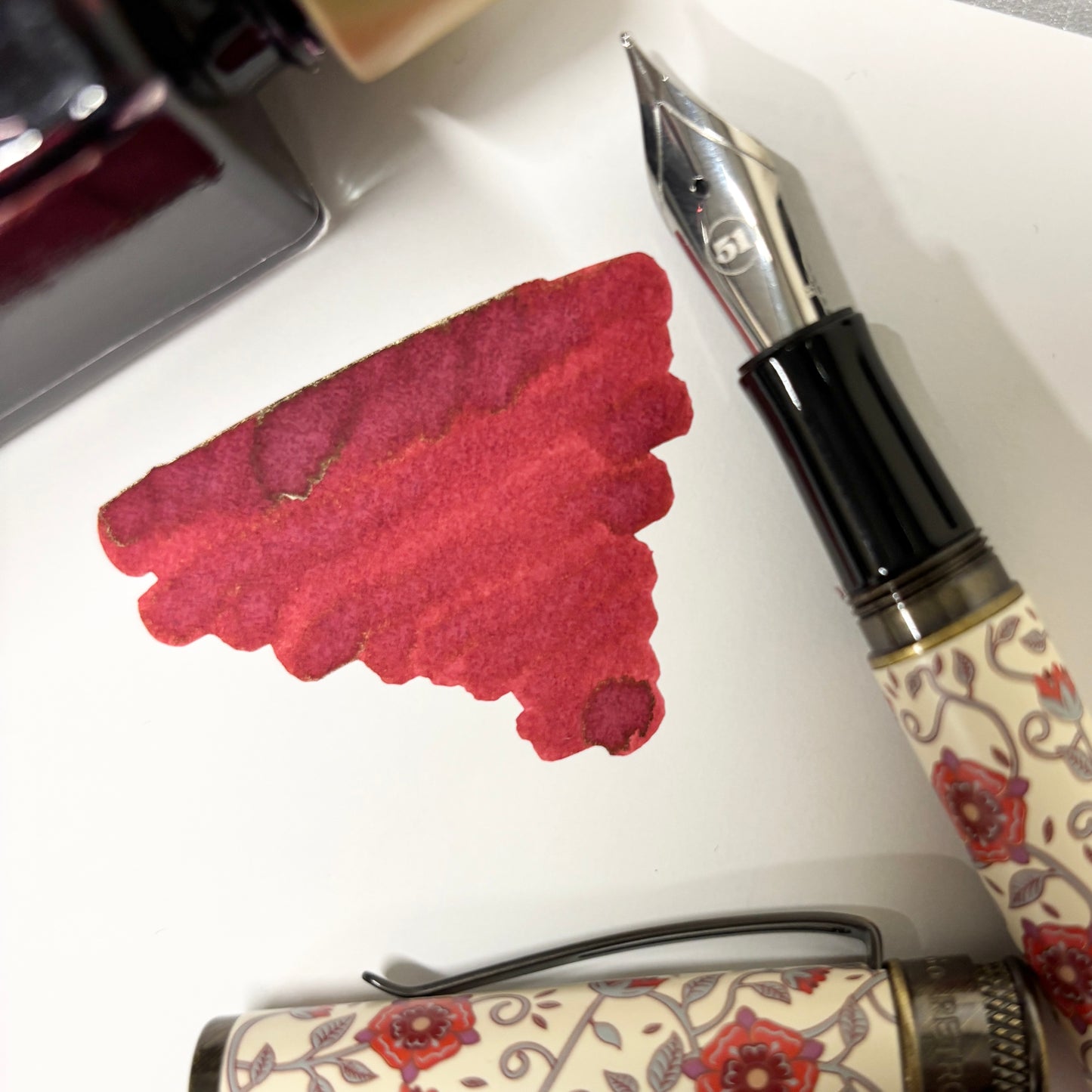 Retro 51 Tornado Fountain Pen - War of the Roses - Lancaster (UK Exclusive)