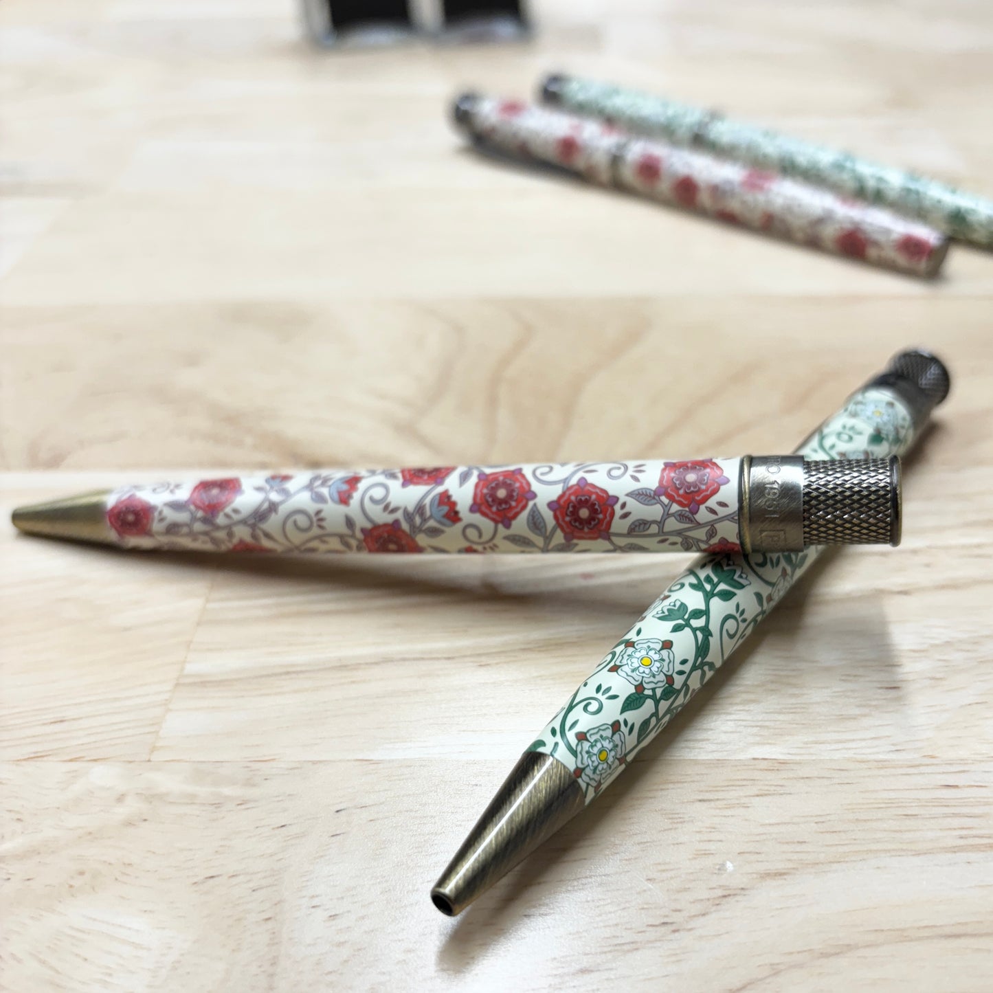 Retro 51 Tornado Rollerball - War of the Roses - Lancaster (UK Exclusive)