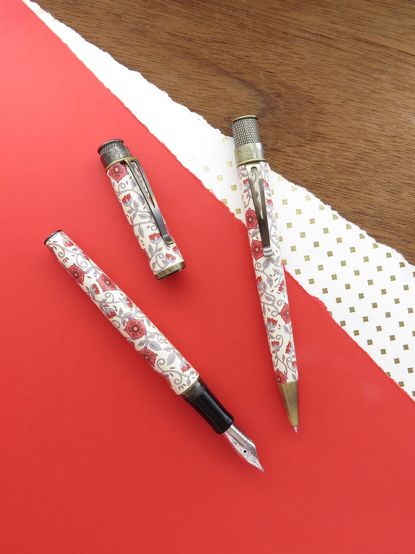 Retro 51 Tornado Fountain Pen - War of the Roses - Lancaster (UK Exclusive)