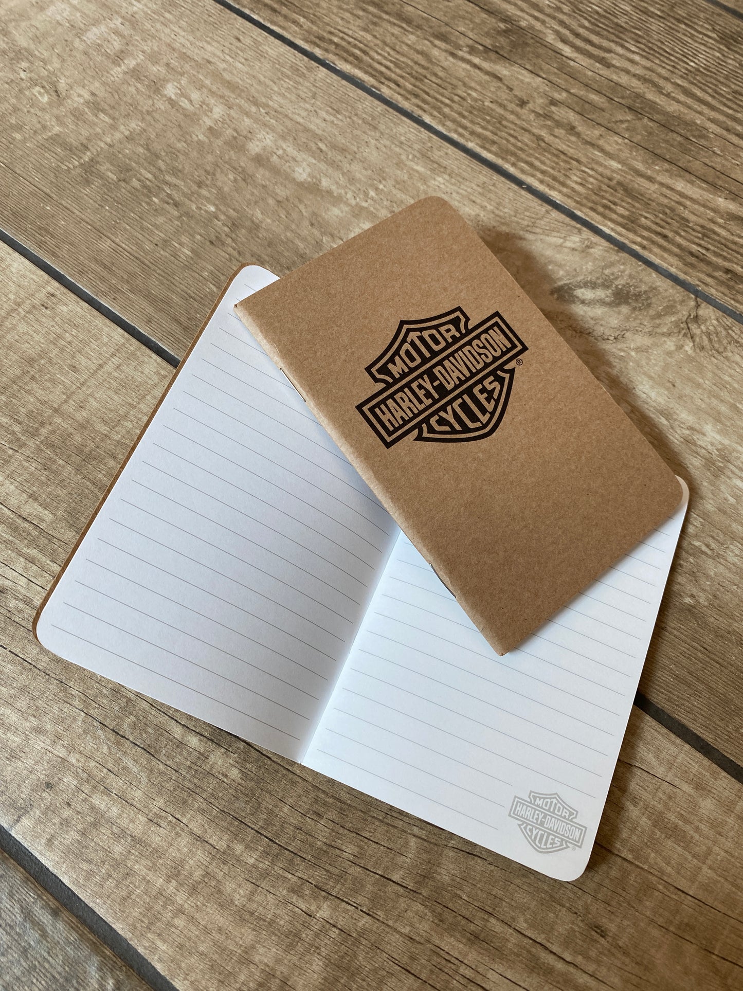 Retro 51 Harley Davidson Street Notes - Bar and Shield (KRAFT)