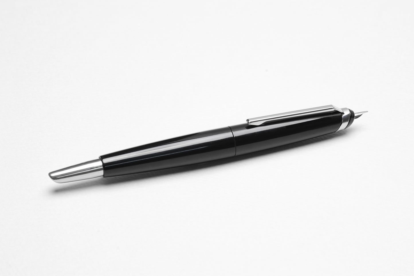 Endless Phantom Retractable Fountain Pen - Clear Black ( UK Exclusive )