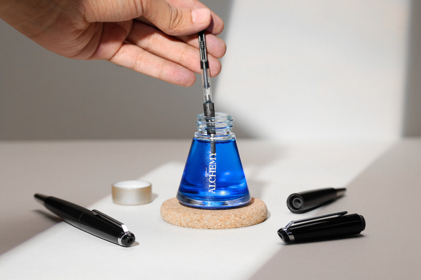 Endless Phantom Retractable Fountain Pen - Clear Black ( UK Exclusive )