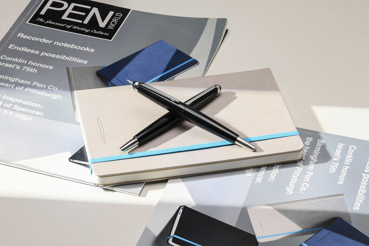 Endless Phantom Retractable Fountain Pen - Clear Black ( UK Exclusive )