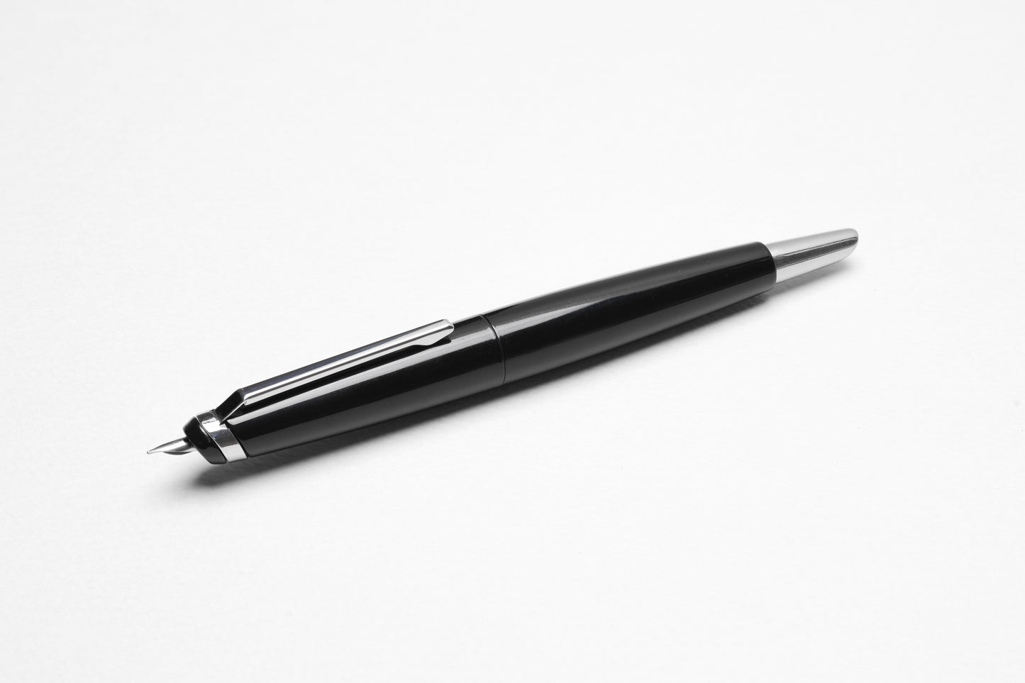 Endless Phantom Retractable Fountain Pen - Clear Black ( UK Exclusive )