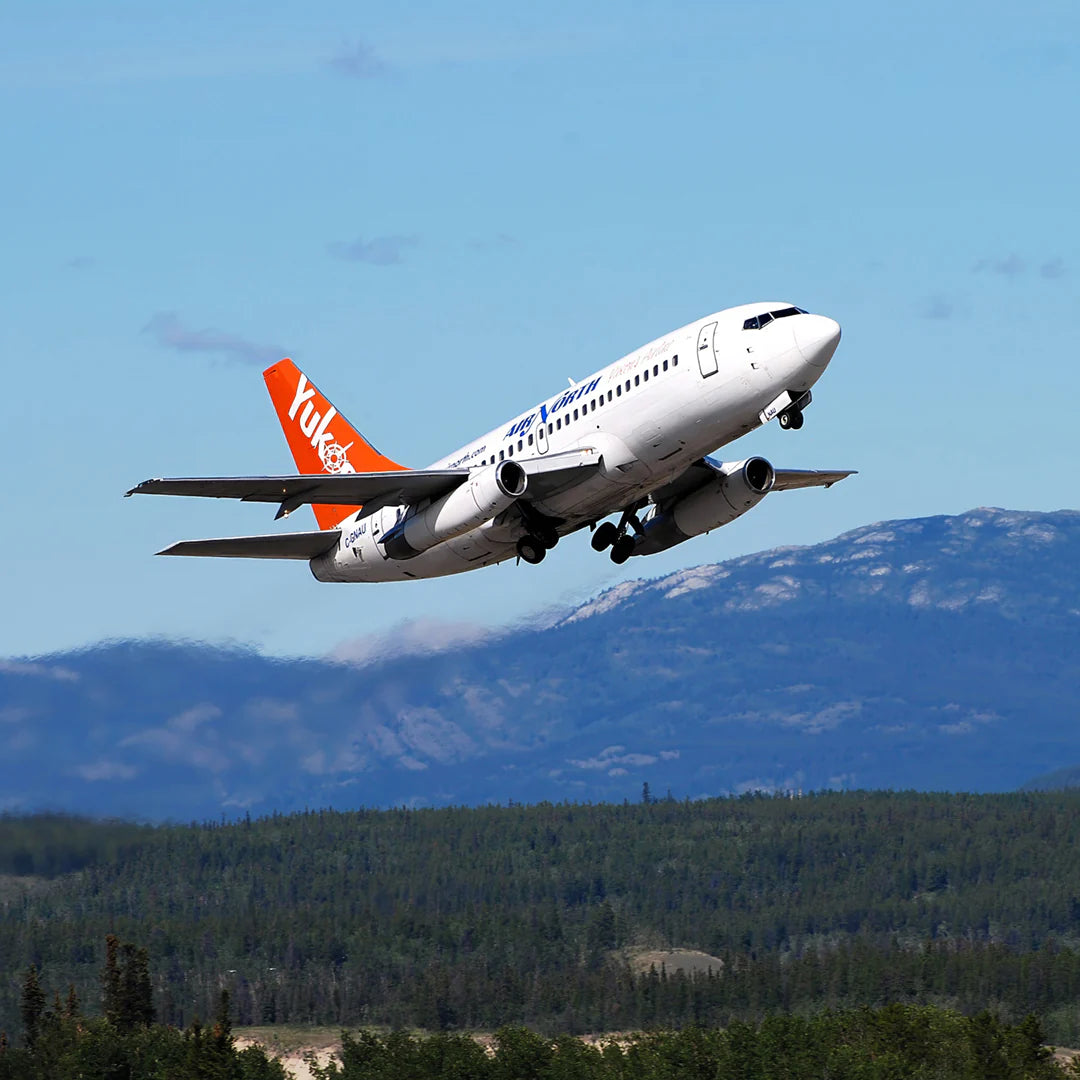 Air North Boeing 737 - C-GNAU