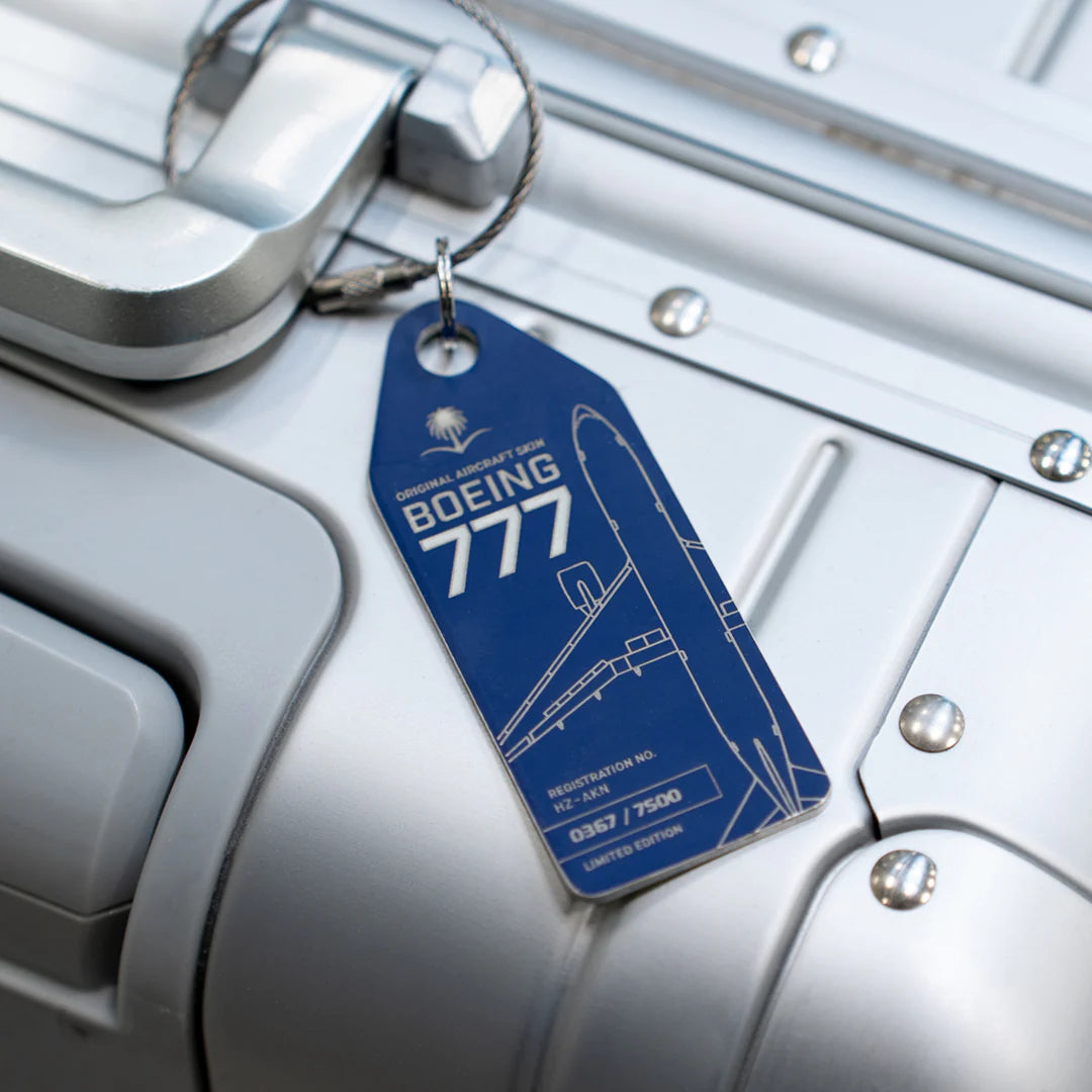 Boeing 777 - HZ-AKN Dark Blue