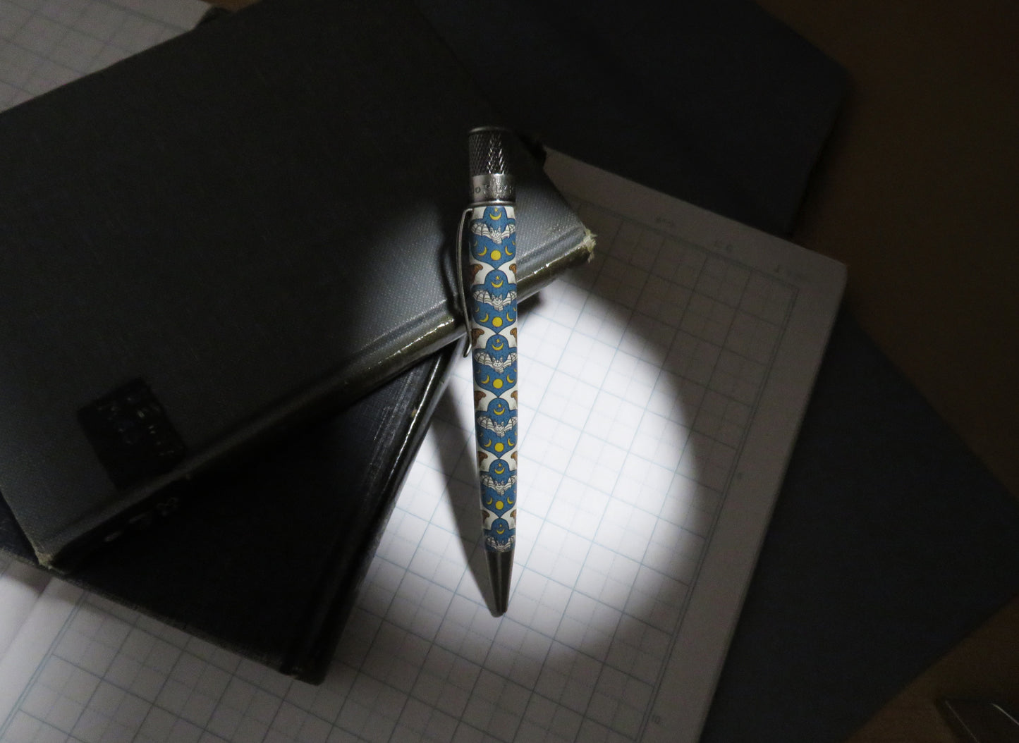 Retro 51 Tornado Ballpoint Pen Rescue - Bat Rescue