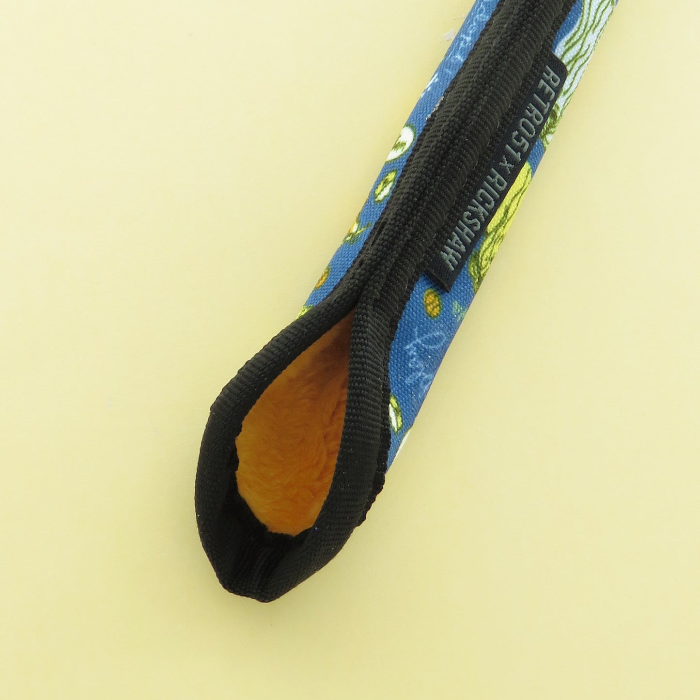 Retro 51 Tornado Rickshaw Bag's Sleeve - Dog Rescue 6