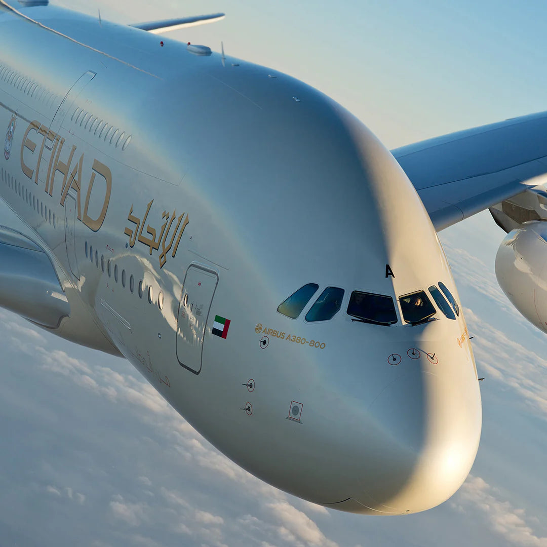 Etihad Airbus A380 - A6-APA (White)