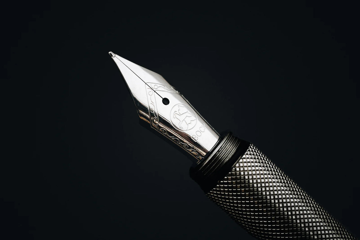 Wingback Fountain Pen - Titanium