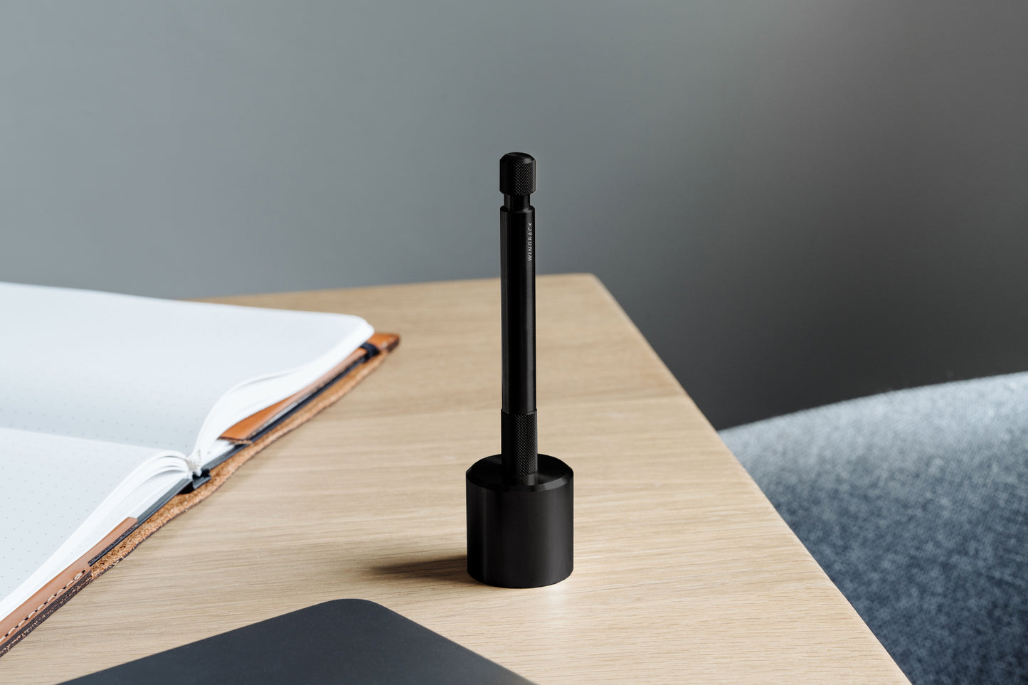 Wingback Pen/Pencil Holder - Black Steel